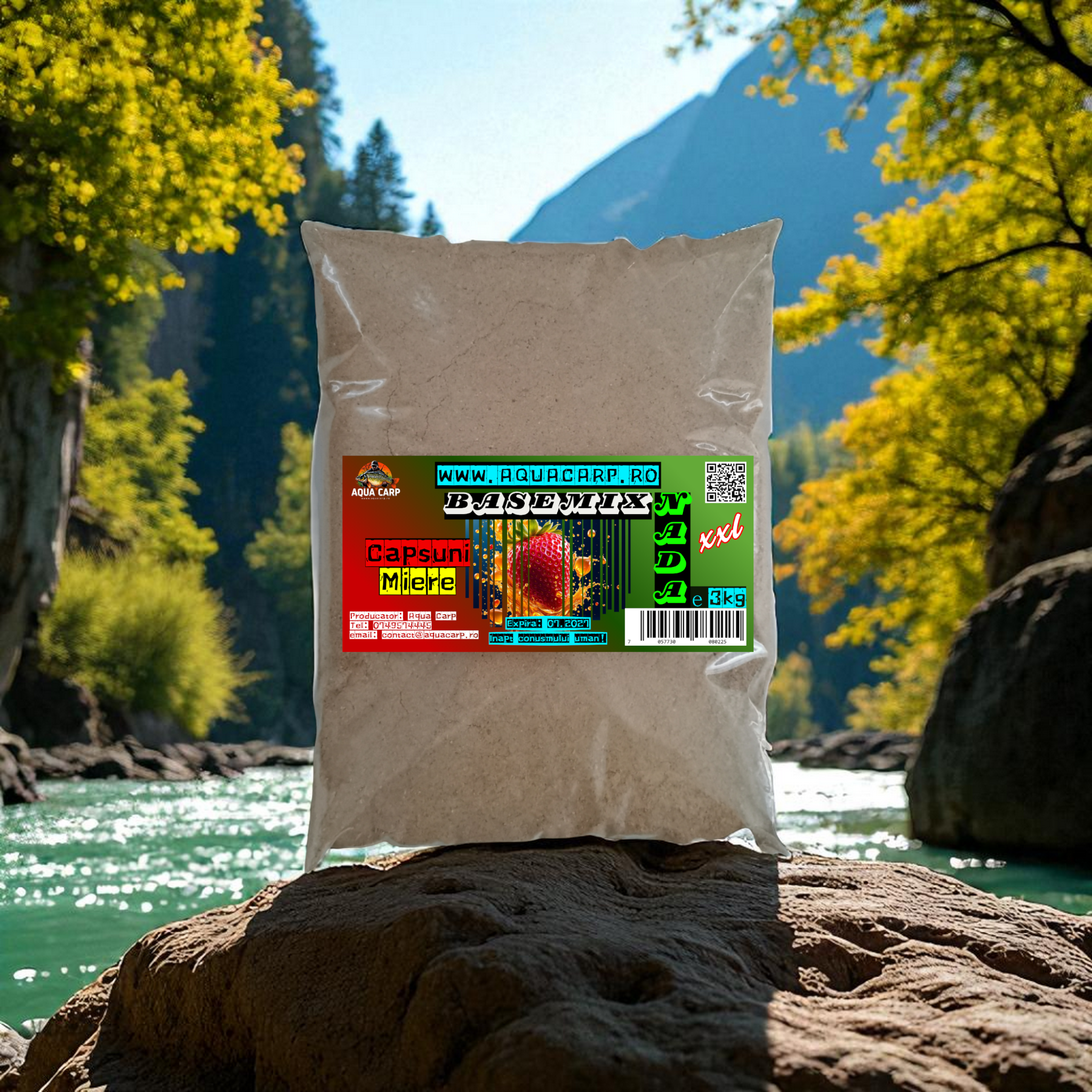 Groundbait BaseMix AquaCarp Capsuni & Miere 3kg